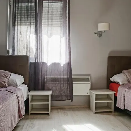 Apartment Palace Belgrad